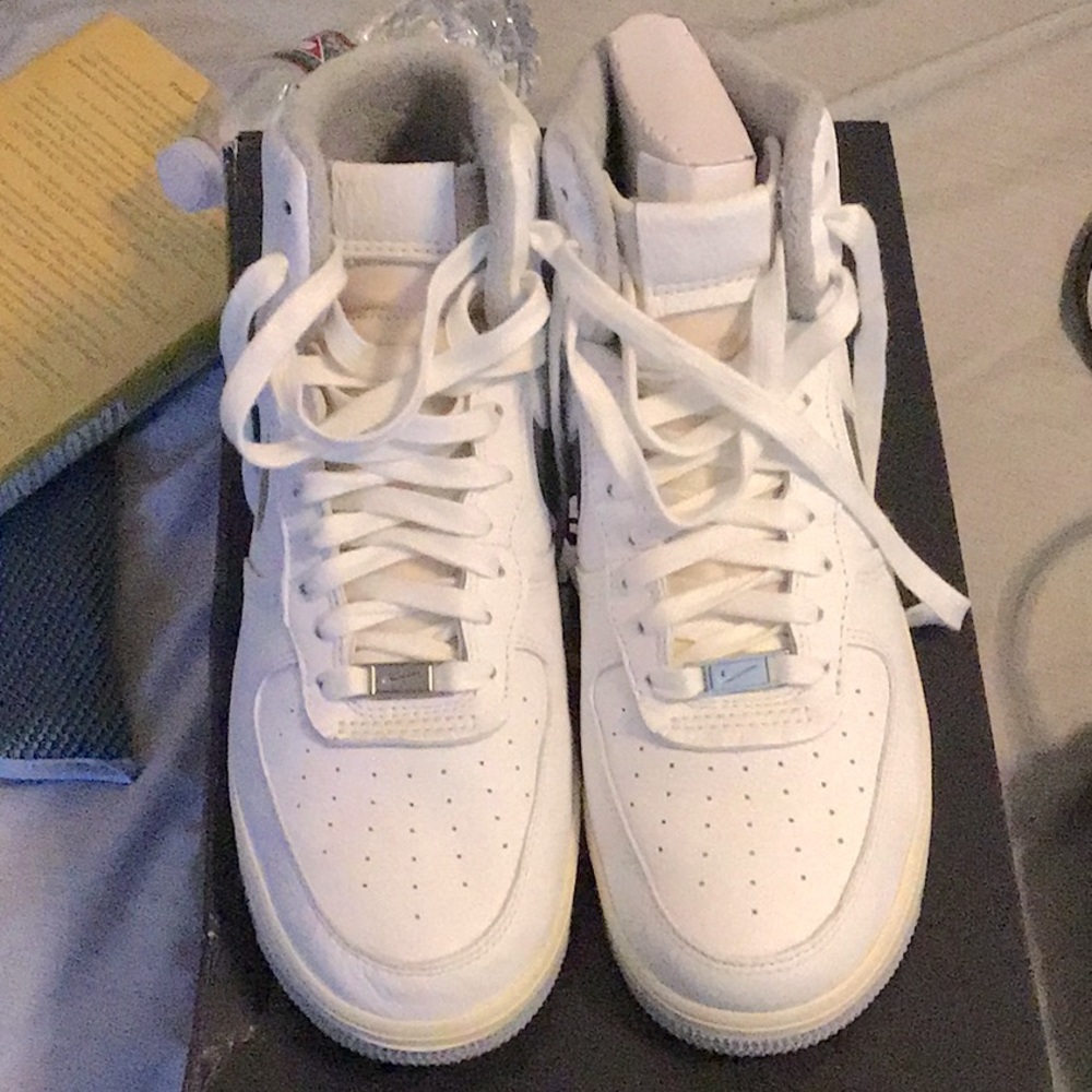 Air Force 1 sculpt high top